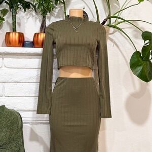 Elegant Olive Ribbed Skirt Set